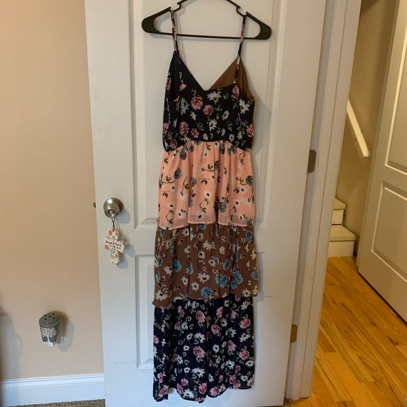 FINAL PRICE DROP!!! Shop Hopes Fall Flowers Maxi Dress - Picture 6 of 8